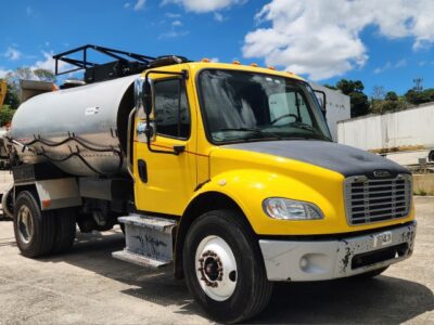 Freighliner M2 106 2017