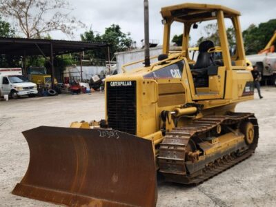 Caterpillar D3GXL 2003